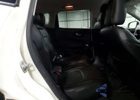 2019 Jeep Compass Latitude из США, поврежденный, VIN 3C4NJDBB0KT599089